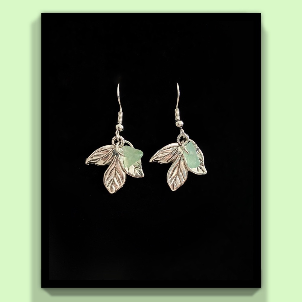 Leaf Pendant & Gemstone Earrings